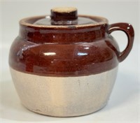 GOOD VINTAGE TWO TONE STONEWARE BEAN CROCK