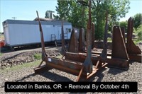 SET OF (2) LOG BUNKS