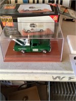 Hess tow truck
