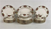 Royal Albert, Old Country Roses: Serves 12