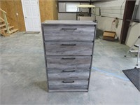 5 Drawer Dresser, 32x51