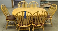 Maple Dining Room Table w/ (6) Chairs