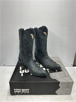 Size 10 M code west boots with box