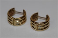 14k Italian Hoop Earrings, 4 grams total weight