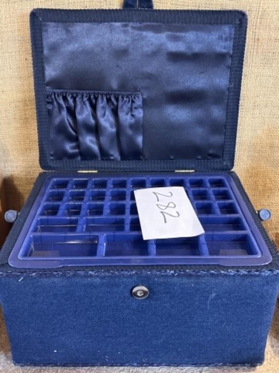 Vintage jewelry / compartment storage box