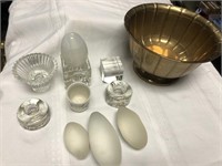 Lot brass bowl, stone eggs and glass candle