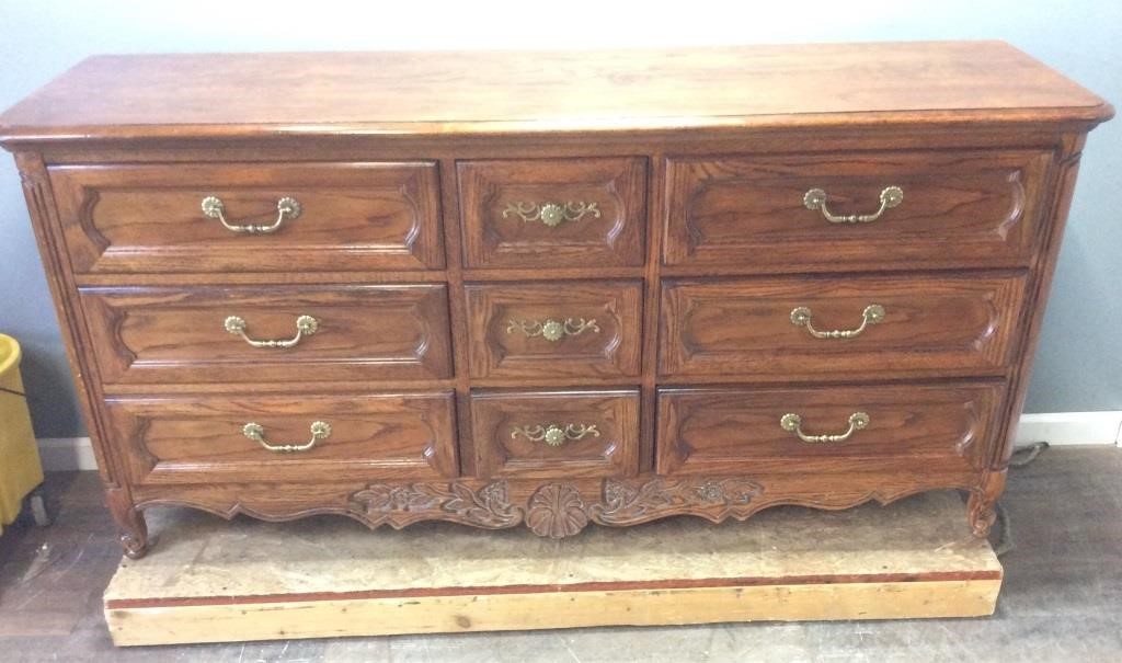 ESTATE AUCTION (LIVING) FURNITURE, COLLECTIBLES 7/11