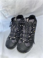 KEEN MENS SHOES SIZE 11