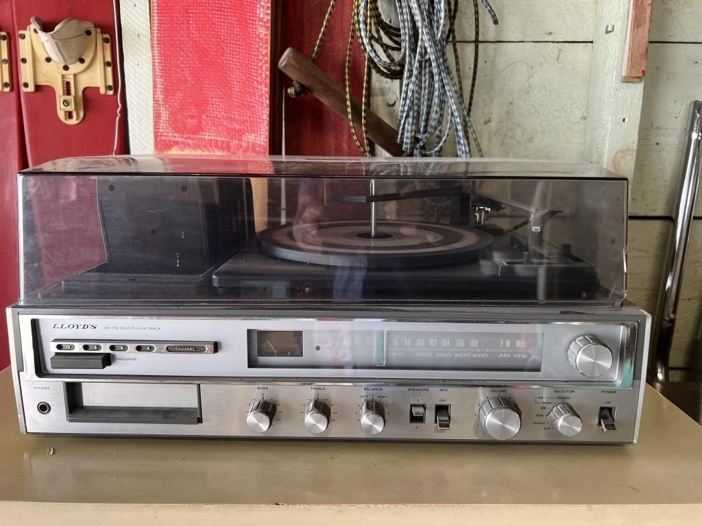 Lloyd's Stereo Turntable