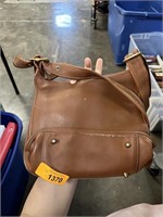 COACH LEATHER PURSE