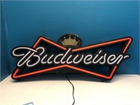 Budweiser Light Up Neon Sign - Works