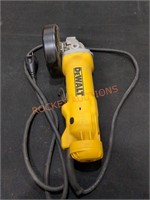 DeWalt 4-1/2" Angle Grinder Corded