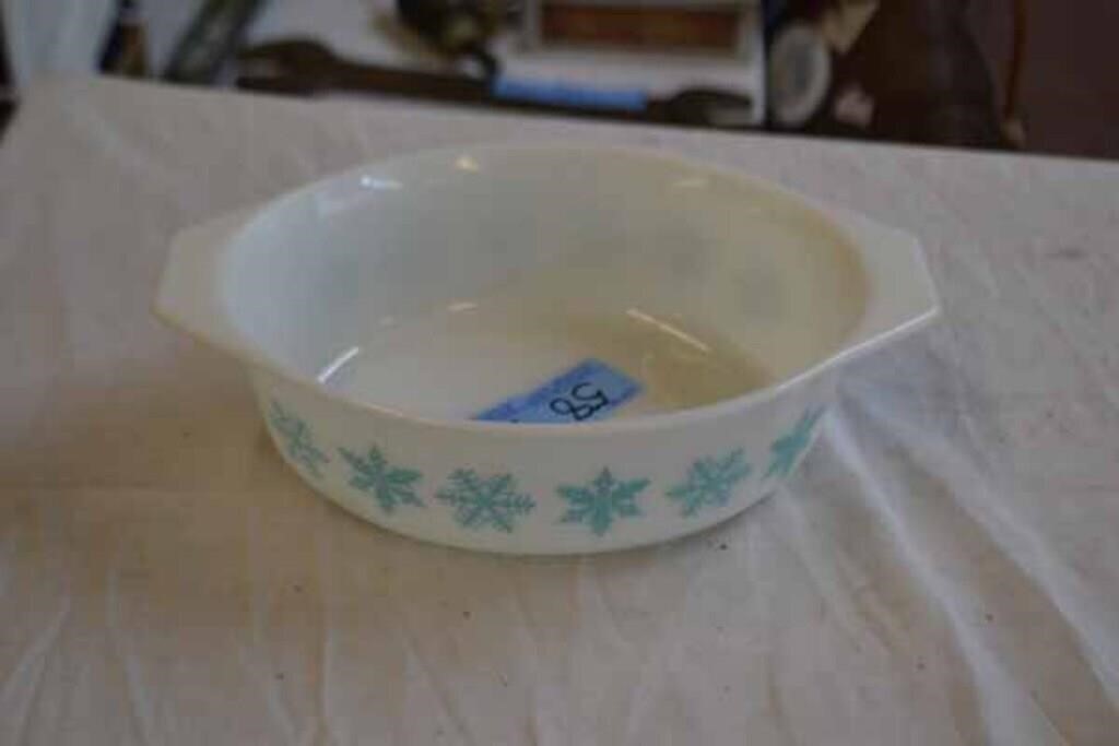 Pyrex 043 1.5q No Lid Oval Bowl