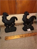 Vintage Cast Iron Rooster Bookends Set