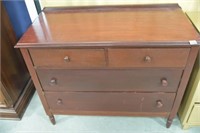 Early 20th Century Small Chest of Drawers