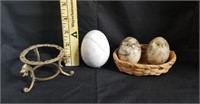 3in Marble Alabaster Egg with Stand and 2