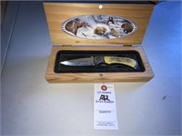 Elk Ridge Box w/ Steel Bear Carved/ Etched Knife