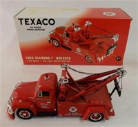FIRST GEAR TEXACO 1955 DIAMOND-T WRECKER / BOX