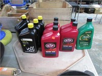 10 QUARTS OF MOTOR OIL MOSTLY 10W-40