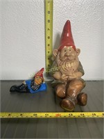 2 clay Gnomes