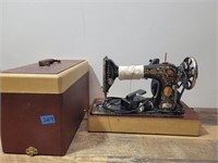 Singer Sewing Machine in Case