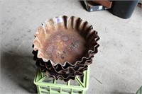 OLD PANS - POSSIBLY FEED PANS