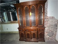 CHINA CABINET WITH BASE - 59x82