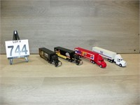 (4) 1/87 Semi Trucks