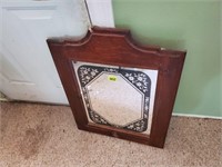 Etched wall mirror
22" x 30"