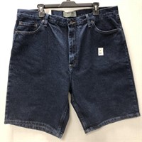 SIZE 40 WRANGLER MEN'S SHORTS