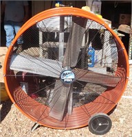 MAXX AIR PRO 42" Drum Fan