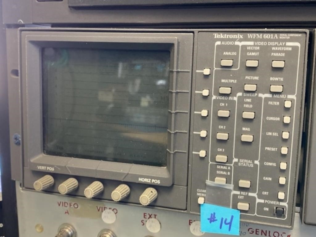 Tektronix Waveform Monitor- Digital Serial