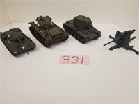 Lot of 4 Toy Model World War 2 Tanks