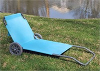 COLLAPSIBLE, ADJUSTIBLE  ROLLING BEACH CHAIR