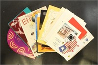 US Stamps 50 Souvenir pages from 1980, 20+ USPS