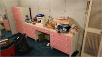Wood Dressers, Sewing Items, Sewing Machine