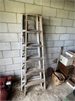 2 6 foot ladders
