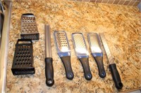 KITCHEN GRATERS