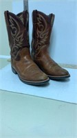 9 1/2 EE HH boots made in Mexico