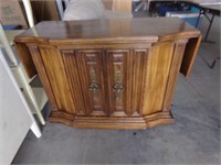 Bar cabinet