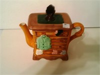 Dresser Tea Pot