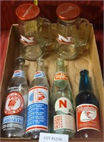 FLAT BOX OF HUSKERS MUGS AND BOTTLES