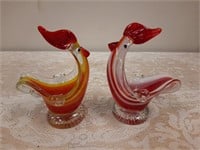 Pair of art glass chickens
