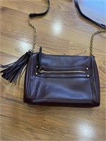 C10) Dark burgundy purse. Like new!