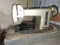 Sewing Machine Necchi Esperia