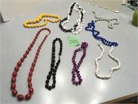 asst bead necklaces