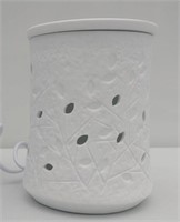 Scentsy 'Crystal Woods" 6" T