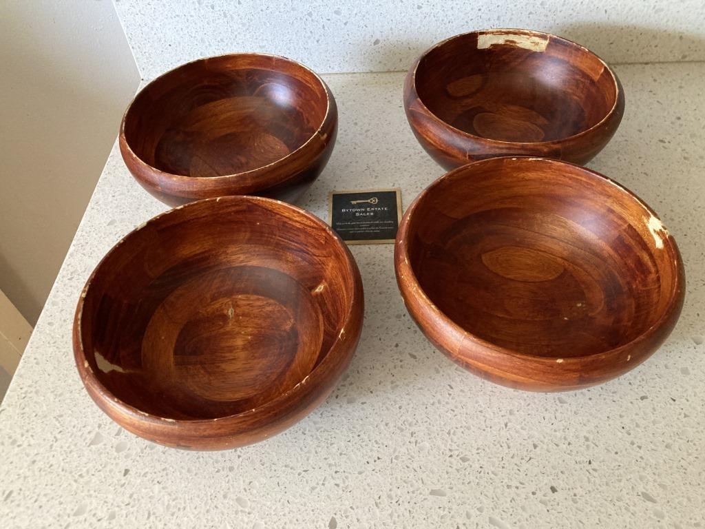 Set of 4 Wooden Salad Bowls, Finish Damaged