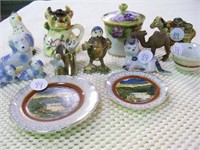Porcelain animal figurines, small plates
