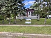 137 – 8th Ave West, Canora, SK